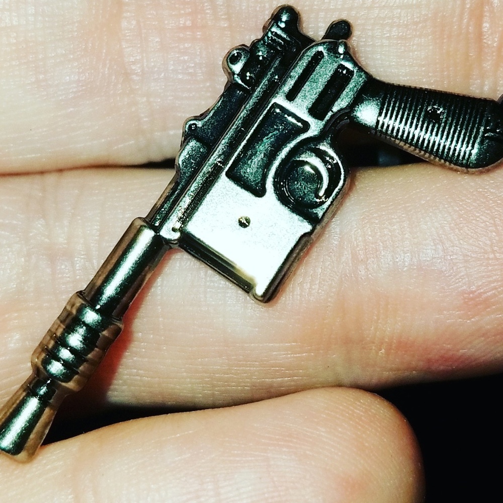 Han Solo pistol zinc keychain